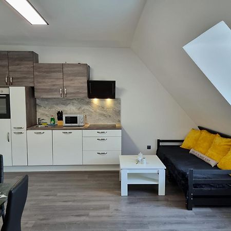 Rentcenter79 Apartamento Sankt Peter-Freienstein Exterior foto
